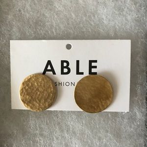 Beautiful flat gold stud earrings